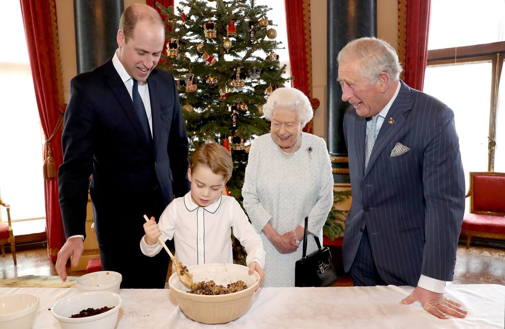 Royal family: la torta di Natale preparata dal piccolo George
