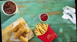 McDonald’s lancia i Veggie dippers, pasti 100% vegani