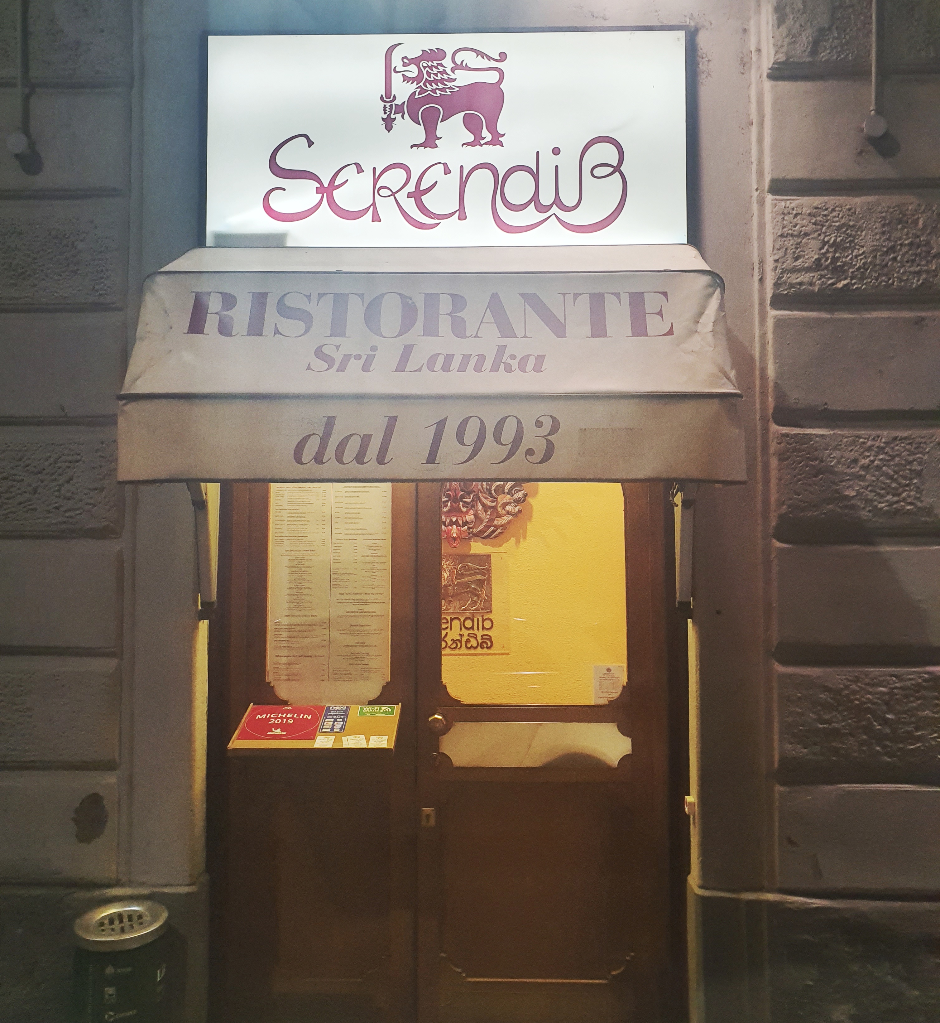 serendib a milano_esterno_