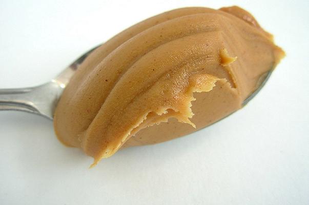 Burro di arachidi: richiamato per rischio chimico l’Organic Peanut Butter Crunchy di Clearspring