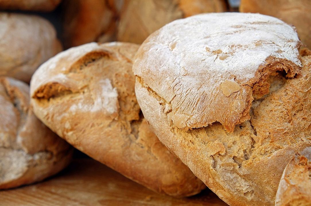 Napoli: sequestrati 200 chili di pane
