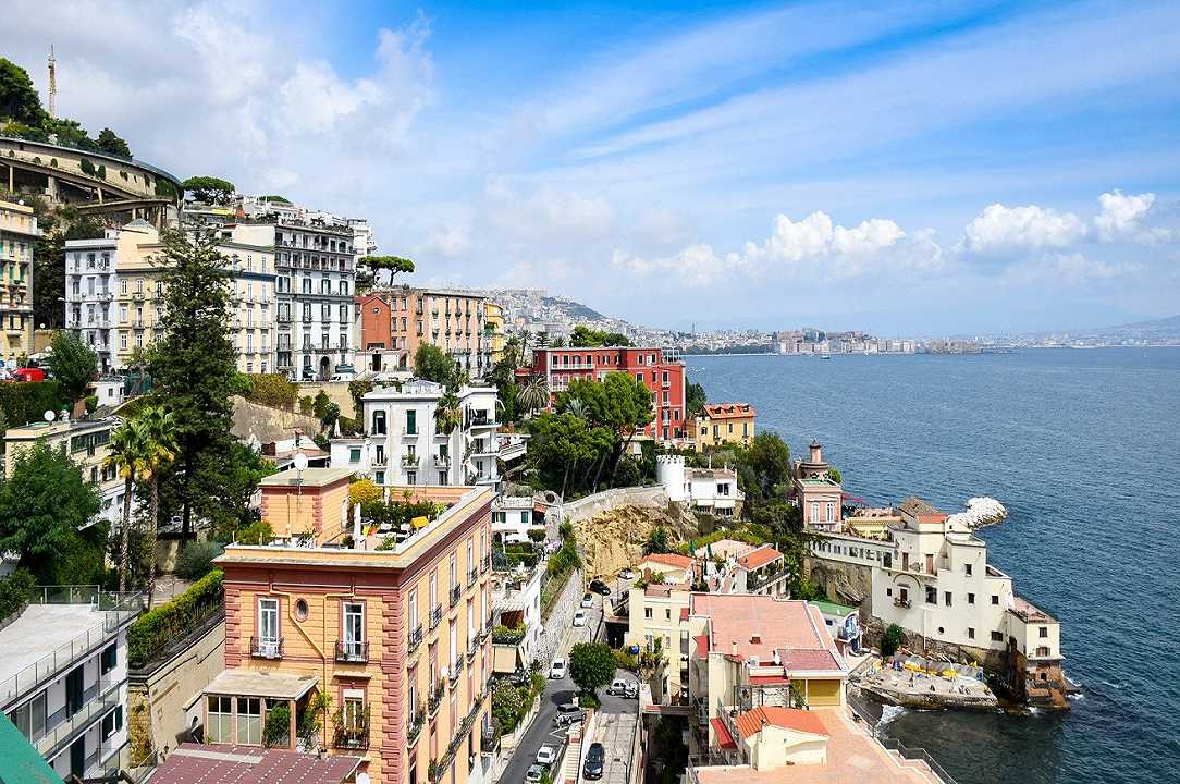 Napoli, dove mangiare all’aperto?