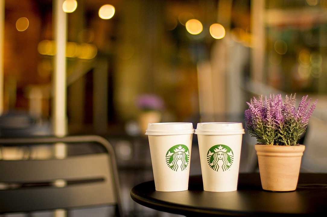 McDonald’s e Starbucks testano le tazze riutilizzabili