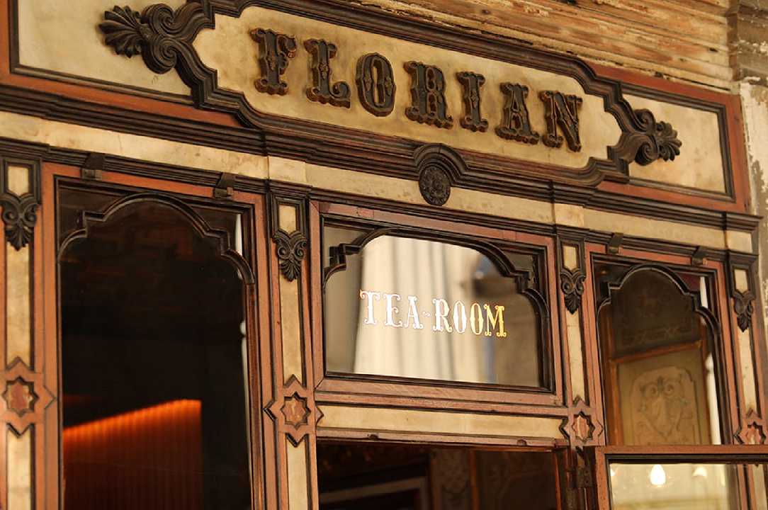 Venezia: Caffè Florian riduce l’orario di apertura a causa del Coronavirus