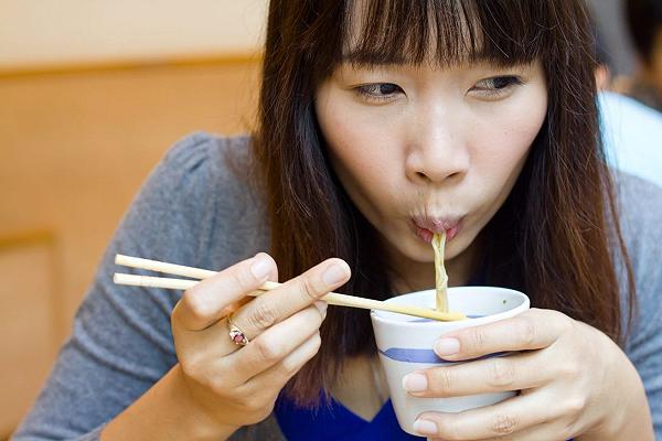 Noodles Beef Mami e Pancit Canton di Lucky Me: richiamo per rischio chimico