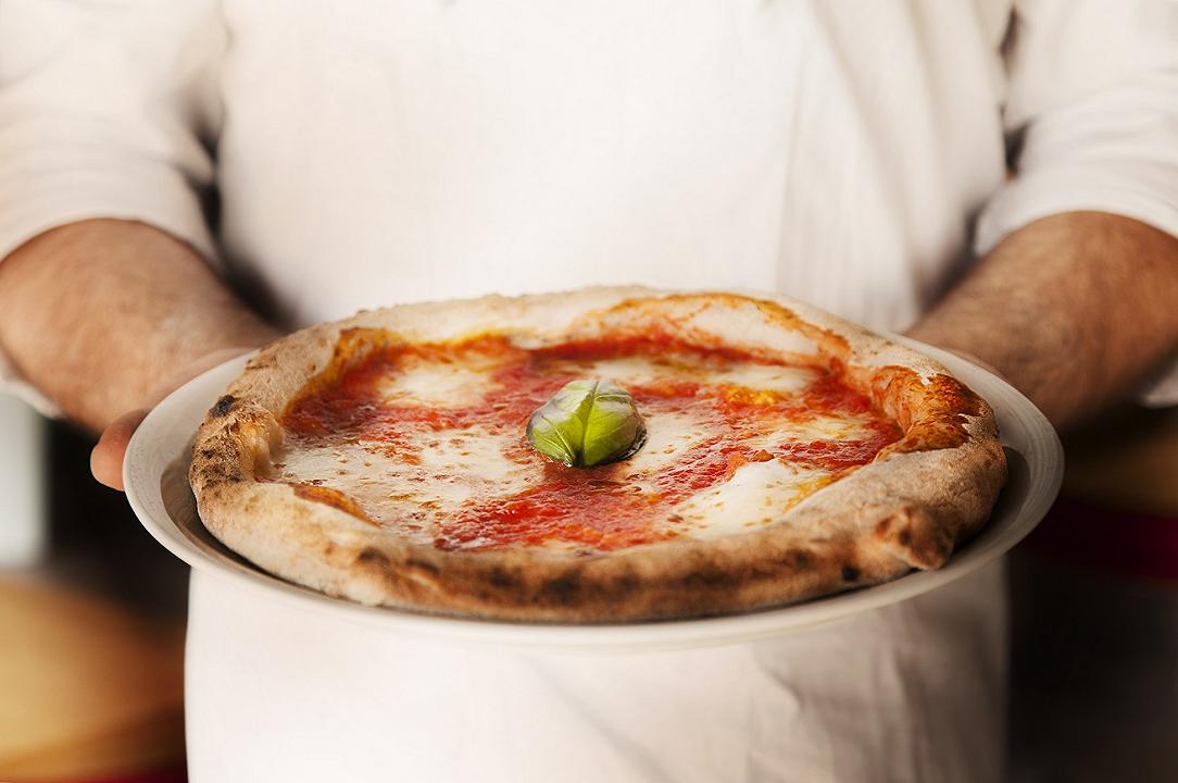 Pizzerie: l’azienda lucchese Sofidel invierà tovaglioli e dispenser gratuiti a 10mila locali
