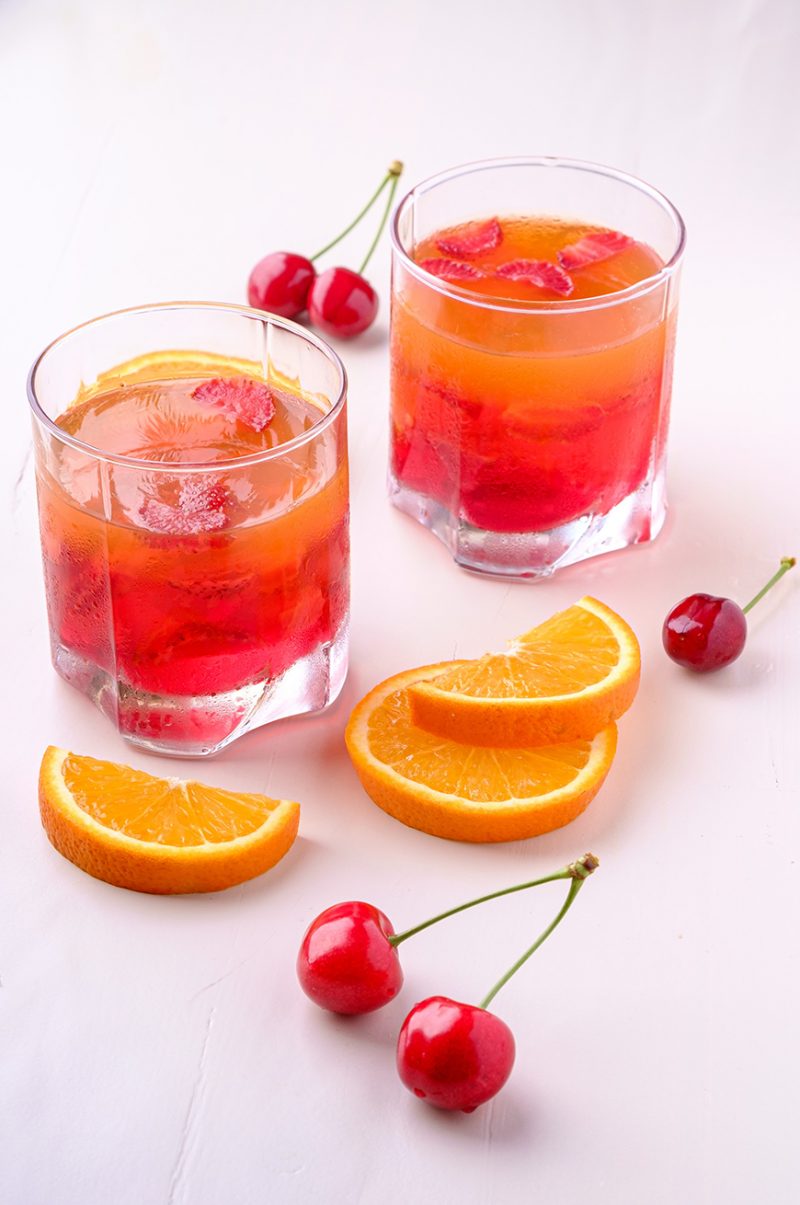 cocktail arancia e ciliegia