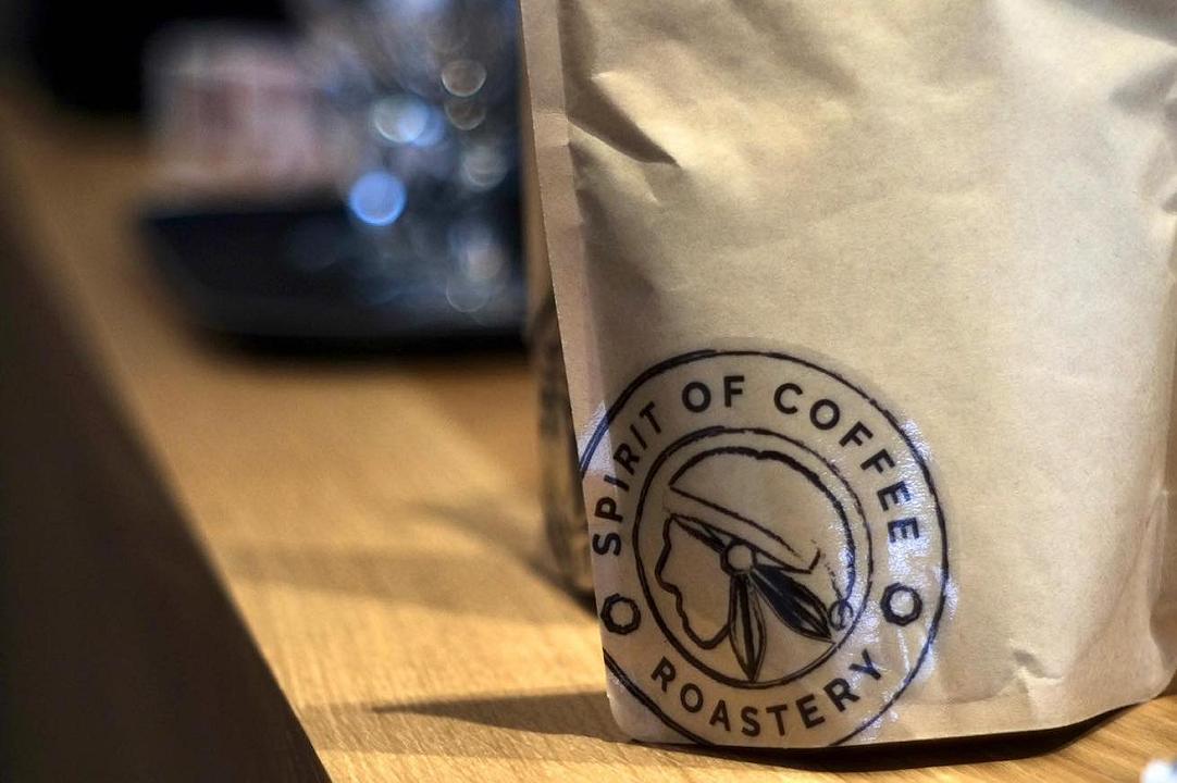 Il buon caffè è rimasto senza bar: le migliori torrefazioni per comprarlo online