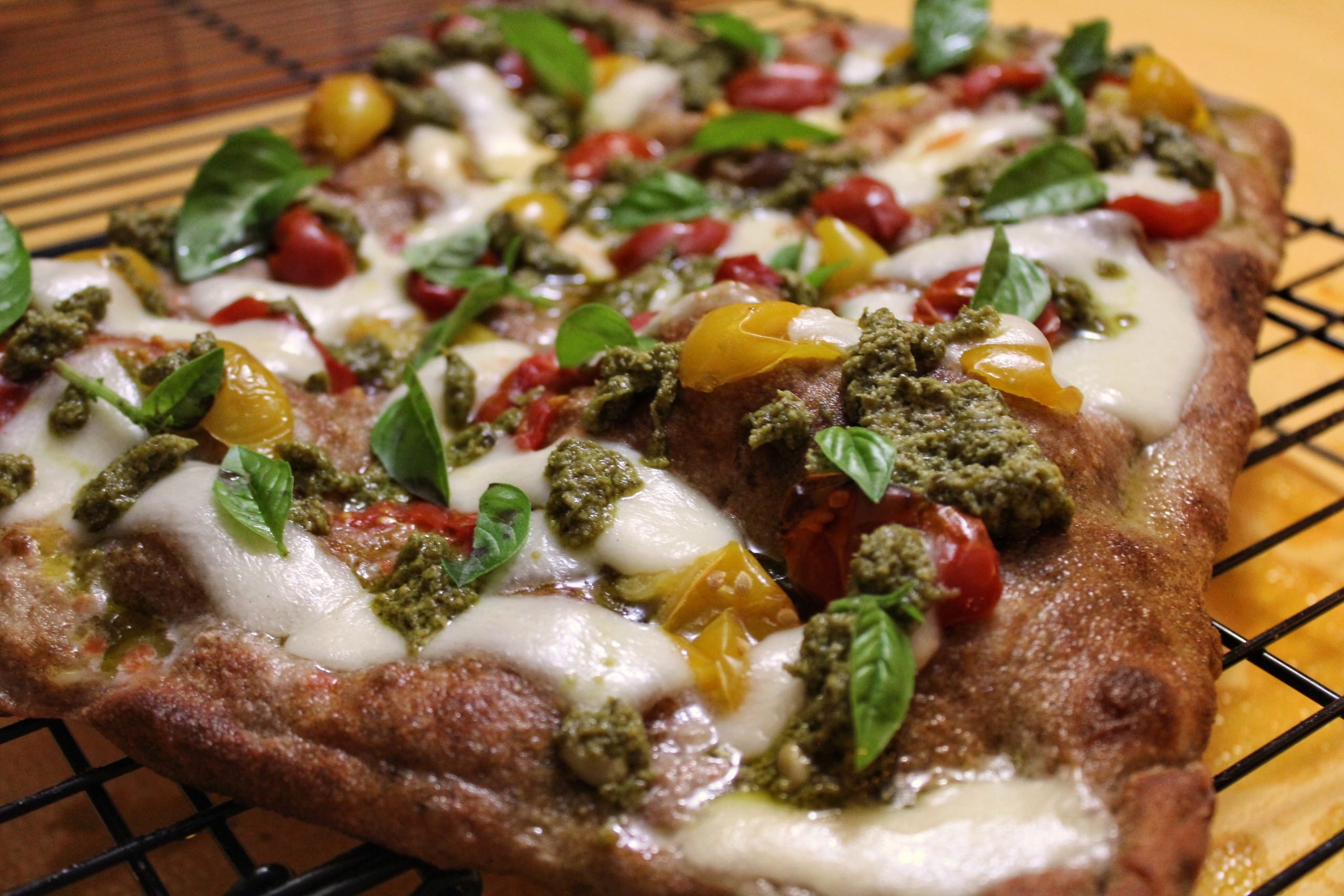Farciture per Pizza - Pesto, pomodorini gialli e rossi