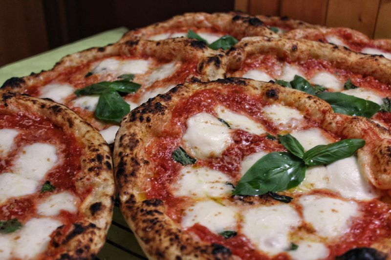 Pizza Napoletana Metodo - Pizze napoletane in forno elettrico