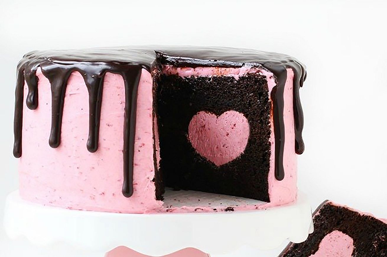 surprise cake cuore