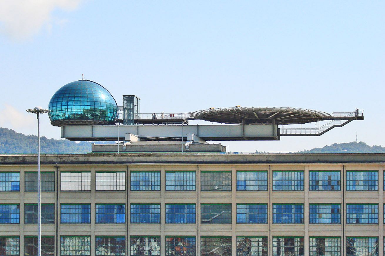 Di Jean-Pierre Dalbéra from Paris, France - L'héliport du Lingotto (Turin), CC BY 2.0, https://commons.wikimedia.org/w/index.php?curid=24673221