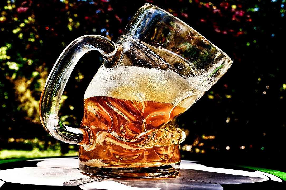 Regno Unito: 70 milioni di pinte di birra saranno buttate per la chiusura dei pub