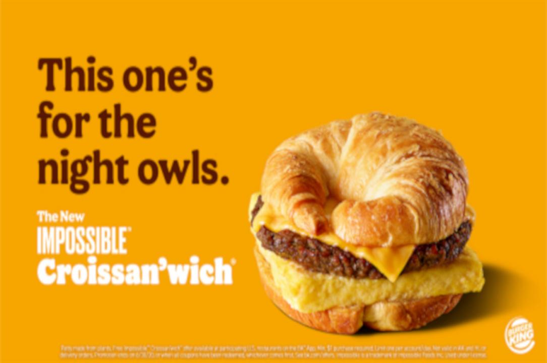 Burger King lancia negli USA l’Impossible croissant per la colazione vegana