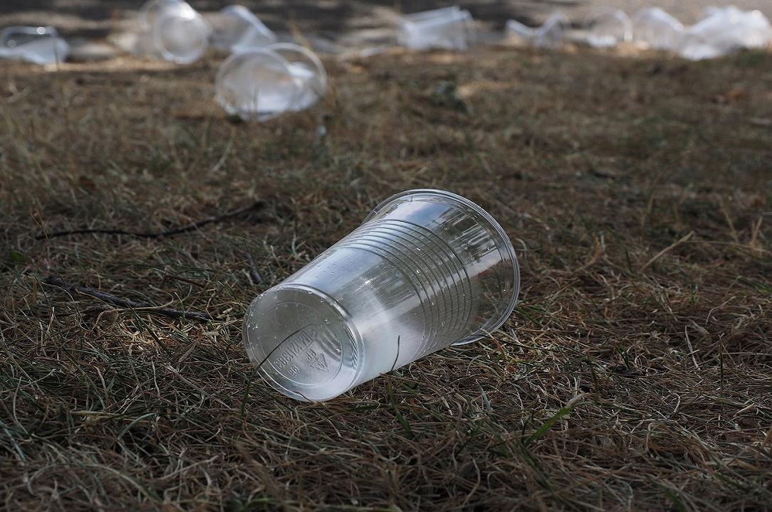 Cortina: stop all’uso della plastica nei ristoranti da luglio