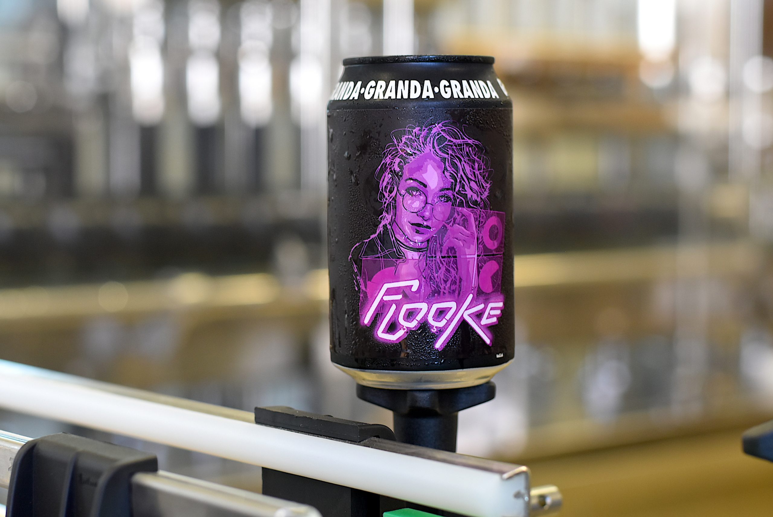 Birrificio Della Granda; lattine di birra artigianale