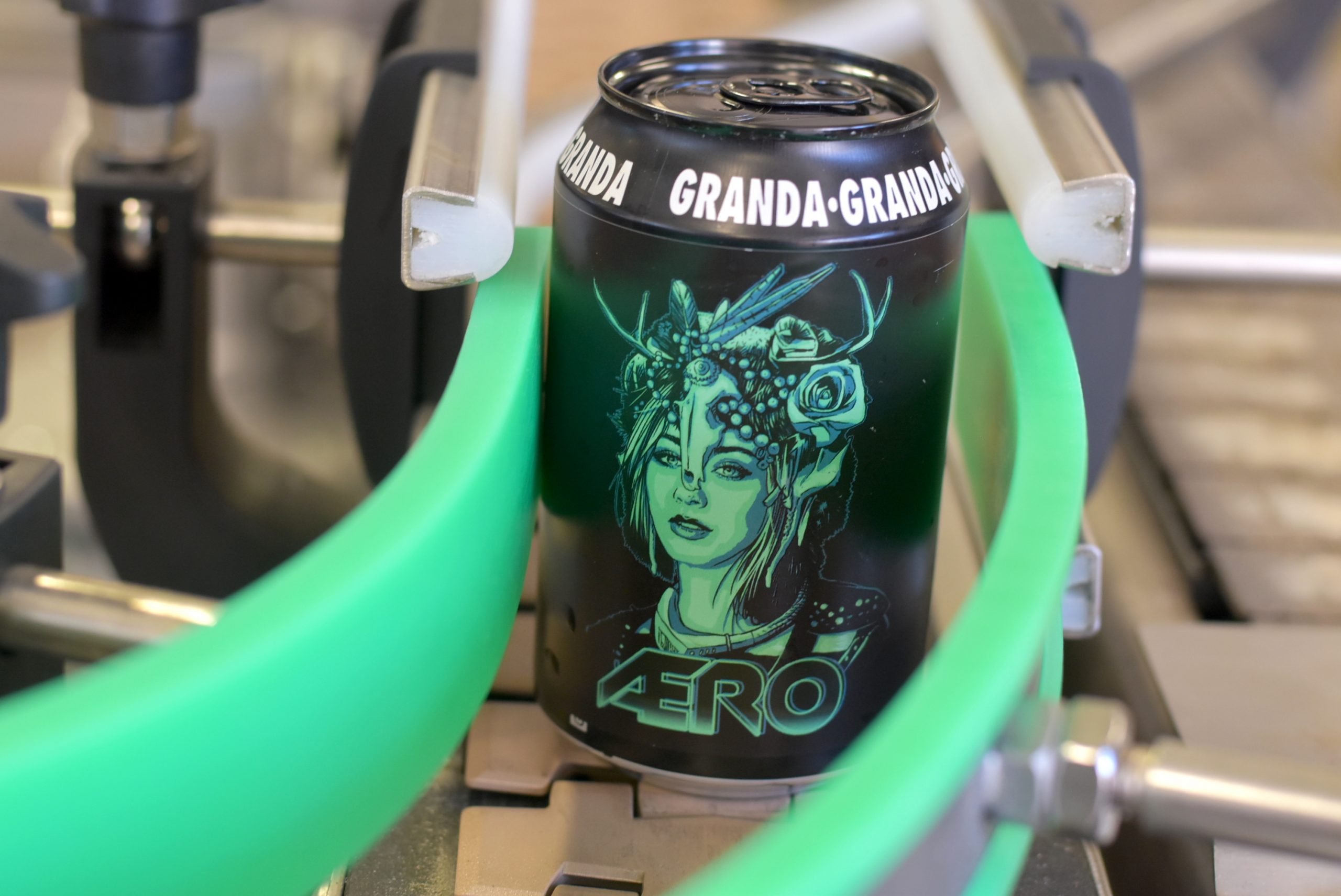 Birrificio Della Granda; lattine di birra artigianale
