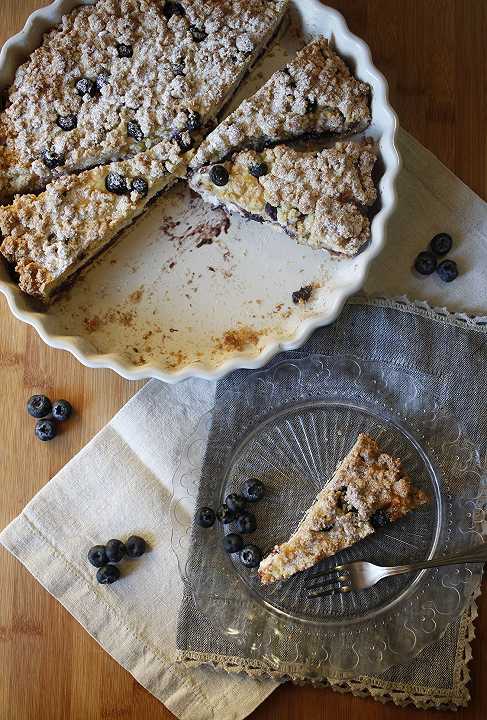 Sbriciolata mascarpone marmellata e mirtilli