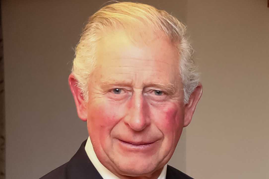 UK: il principe Carlo dà l’addio alla sua azienda agricola, possibile passo verso la corona