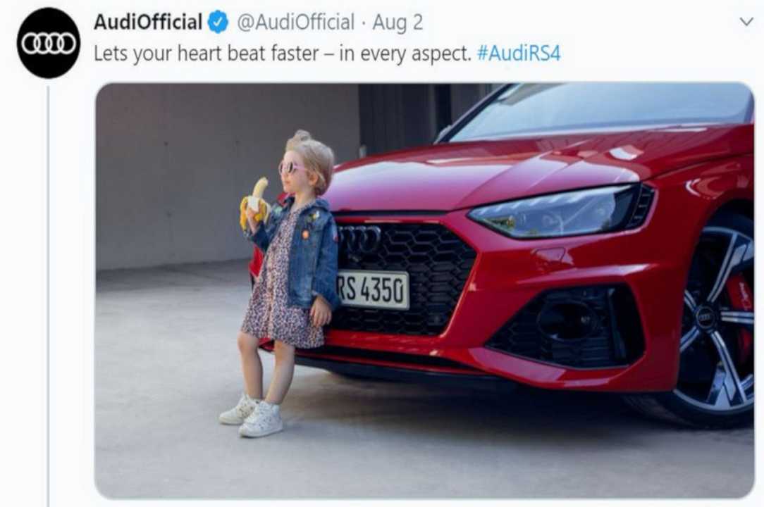 Bambina mangia una banana: Audi costretta a ritirare la pubblicità considerata provocatoria