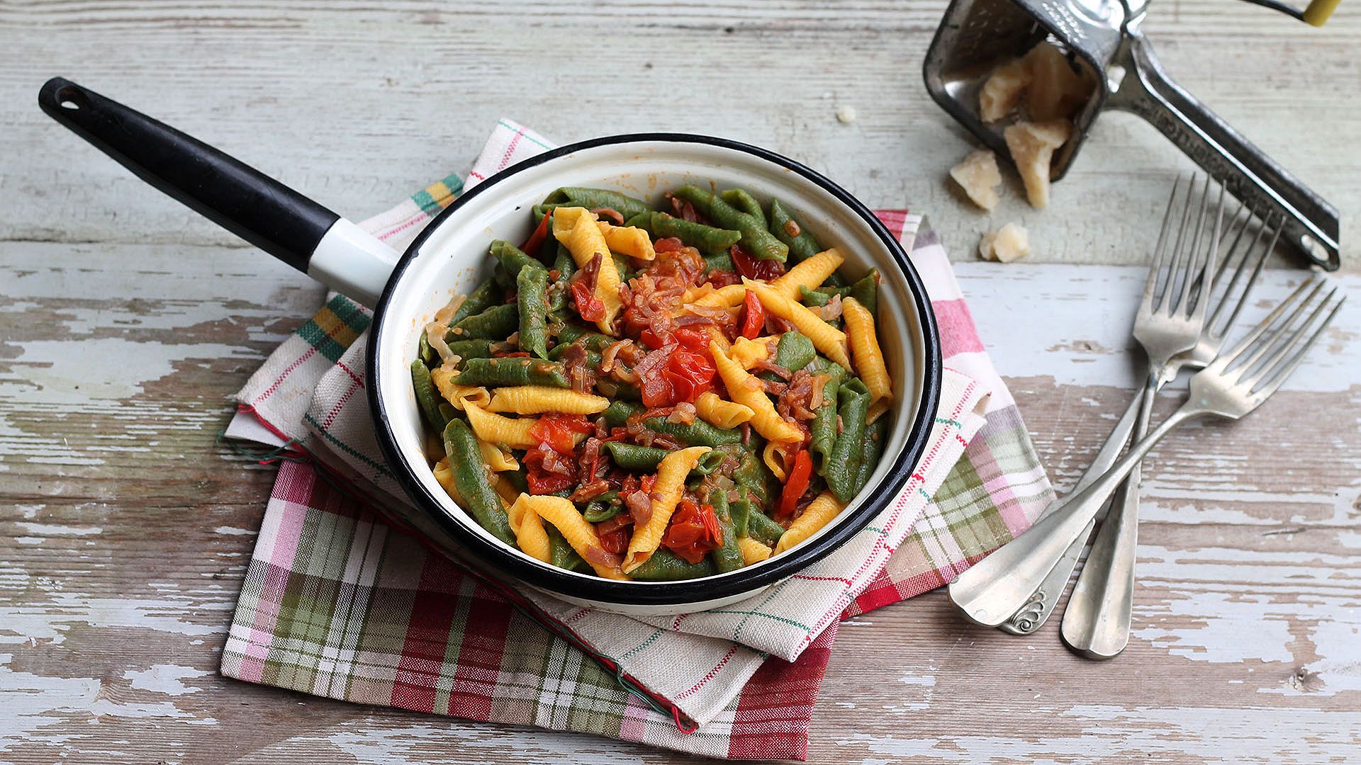 garganelli-paglia-e-fieno6