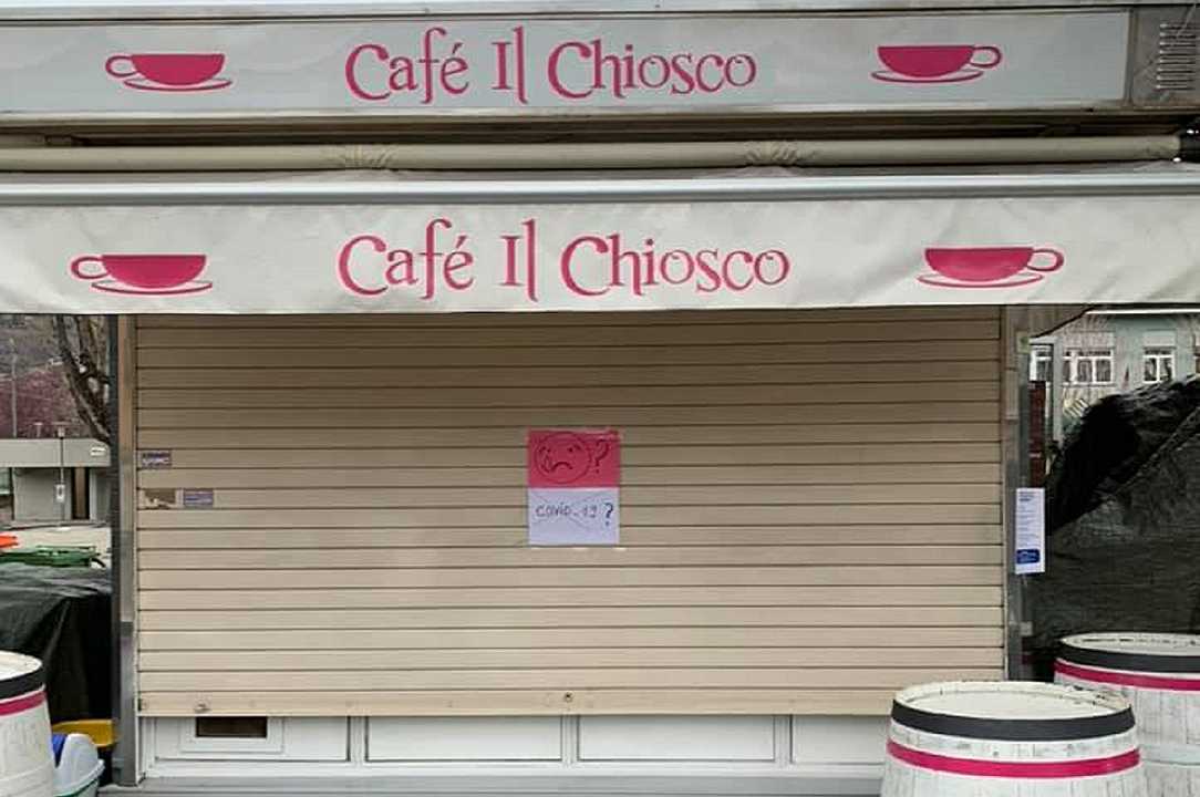 Aosta: chiuso il Chiosco di piazza Arco d’Augusto, 2 clienti senza mascherina