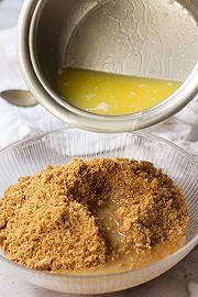 Mescolate i biscotti col burro