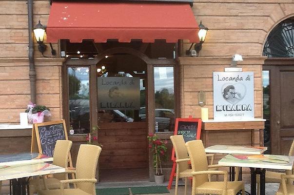 Ristorante La Locanda di Miranda: Serena Grandi condannata per il fallimento del suo locale