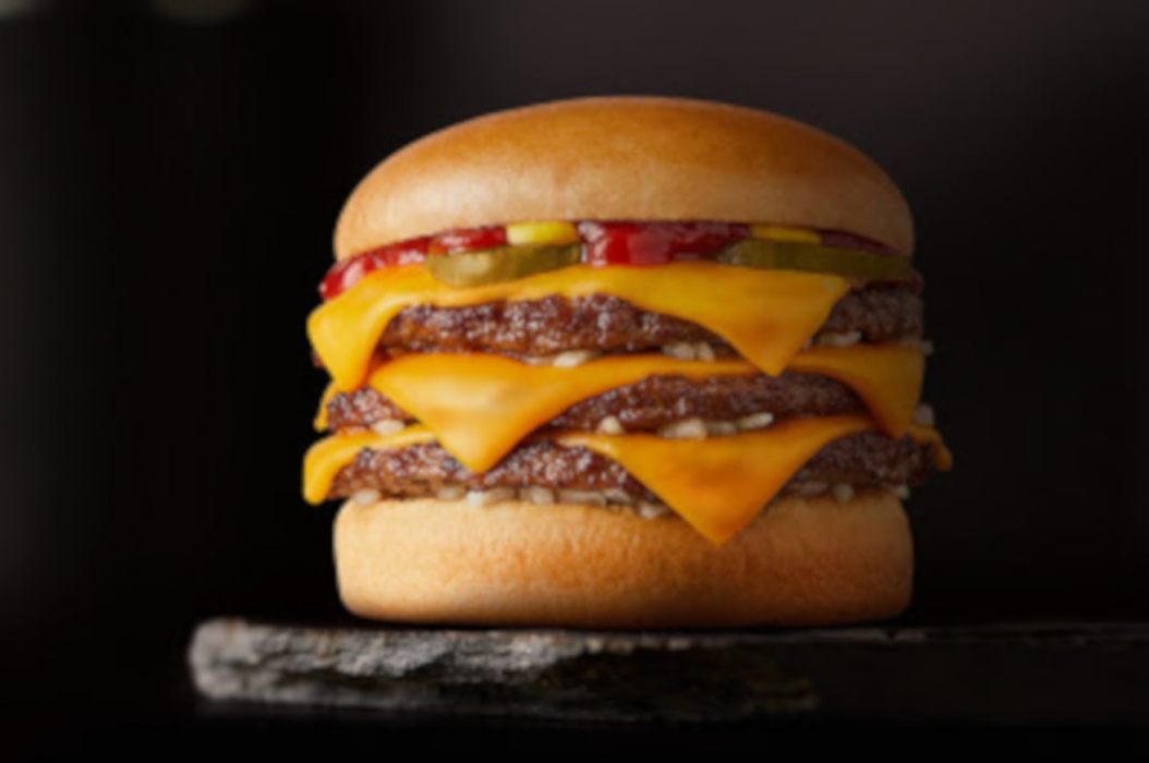 mcdonald's triplo cheeseburger
