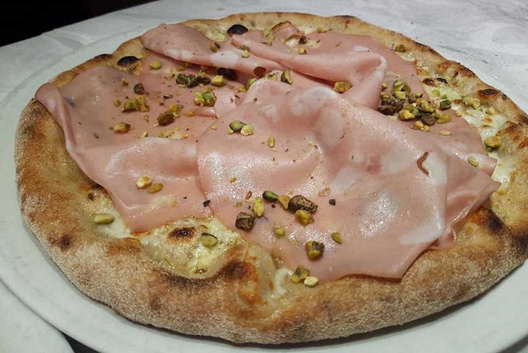 ‘A livella a Torino, recensione: la pizzeria che dovrebbe osare