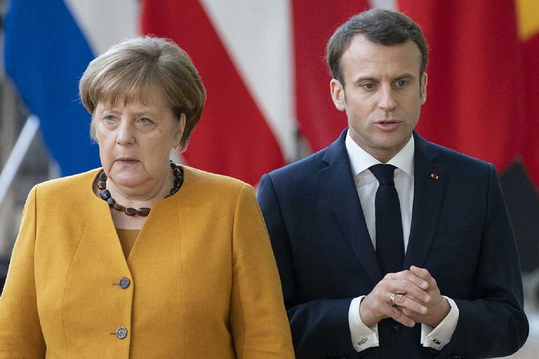 Francia e Germania di nuovo in lockdown, chiudono bar e ristoranti per un mese