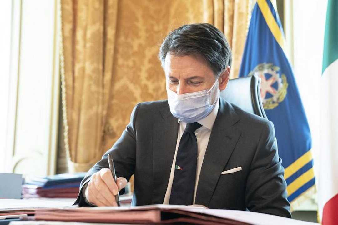 Giuseppe Conte ha firmato il nuovo DPCM, confermati lockdown locali