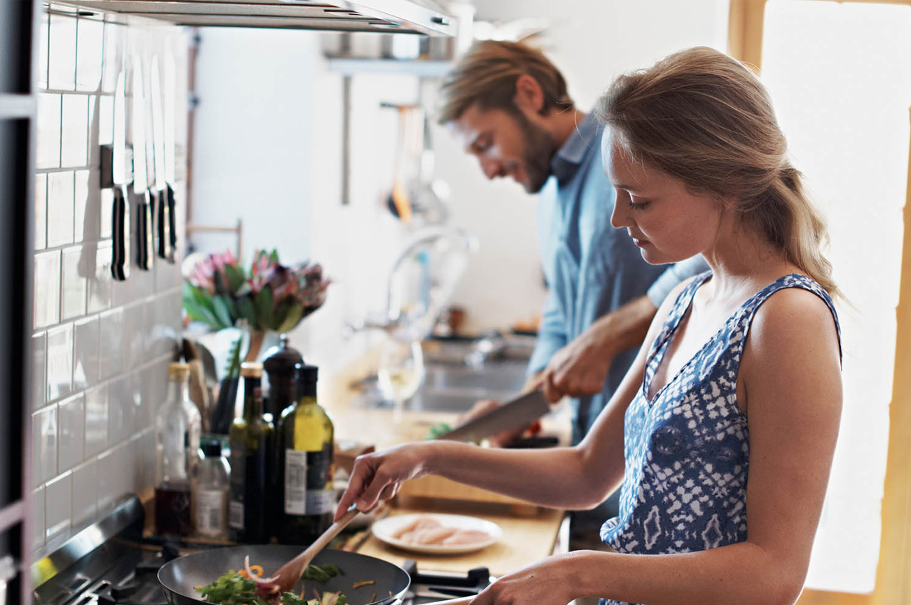 Cucina 16% italiani preparazioni domestiche evitano rischio contagi