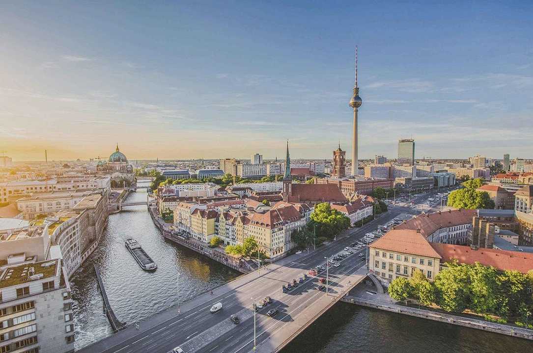Berlino: bar e ristoranti chiudono dalle 23 alle 6