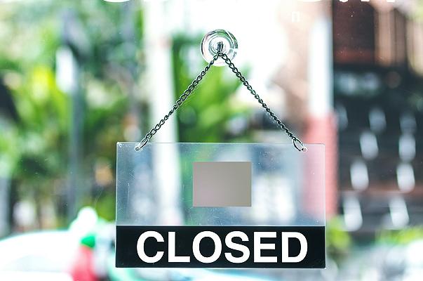 Torino: chiusi 3 minimarket per vendita di alcolici fuori orario e a minorenni