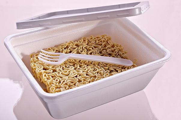 Cina: mangiano noodles avariati, morte 9 persone della stessa famiglia