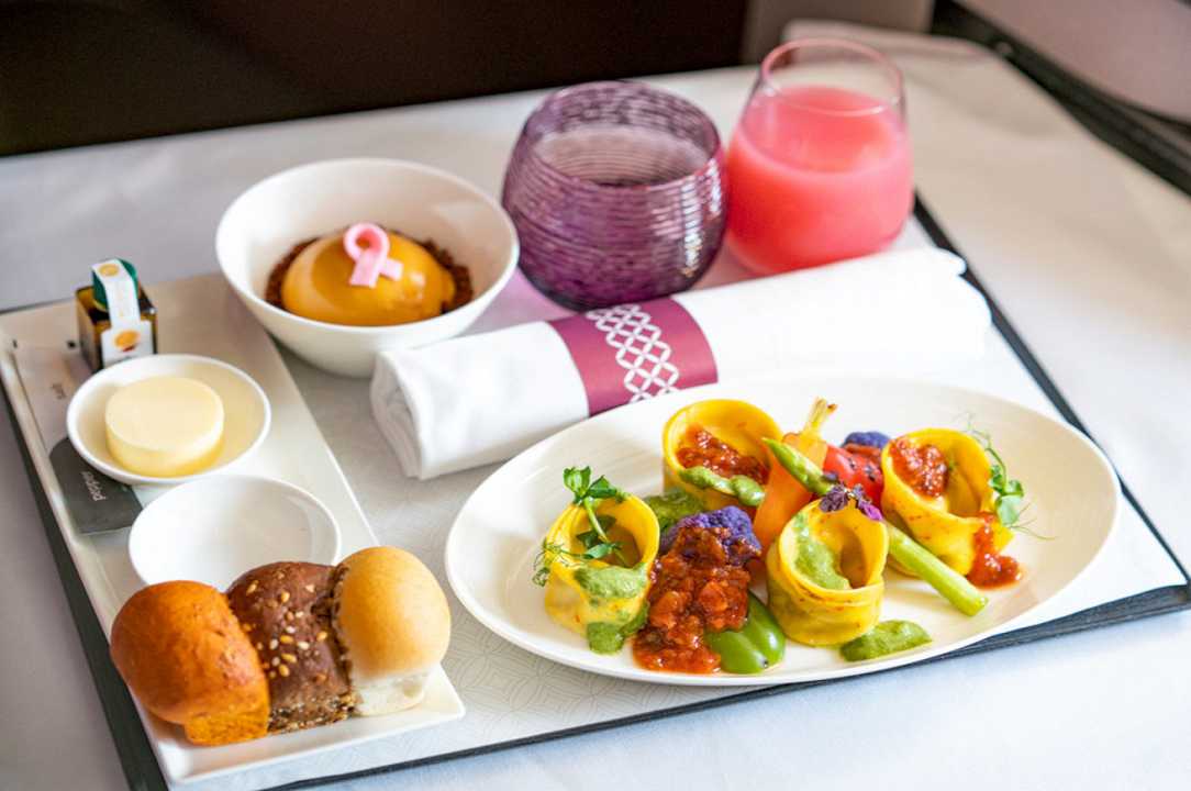 Dieta vegana: per la prima volta un menu dedicato sui voli aerei di Qatar Airwais