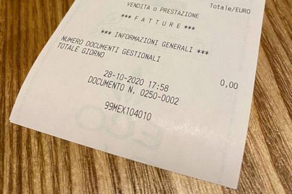 Ristorante chiude alle 18 senza incasso: lo scontrino a zero euro diventa virale