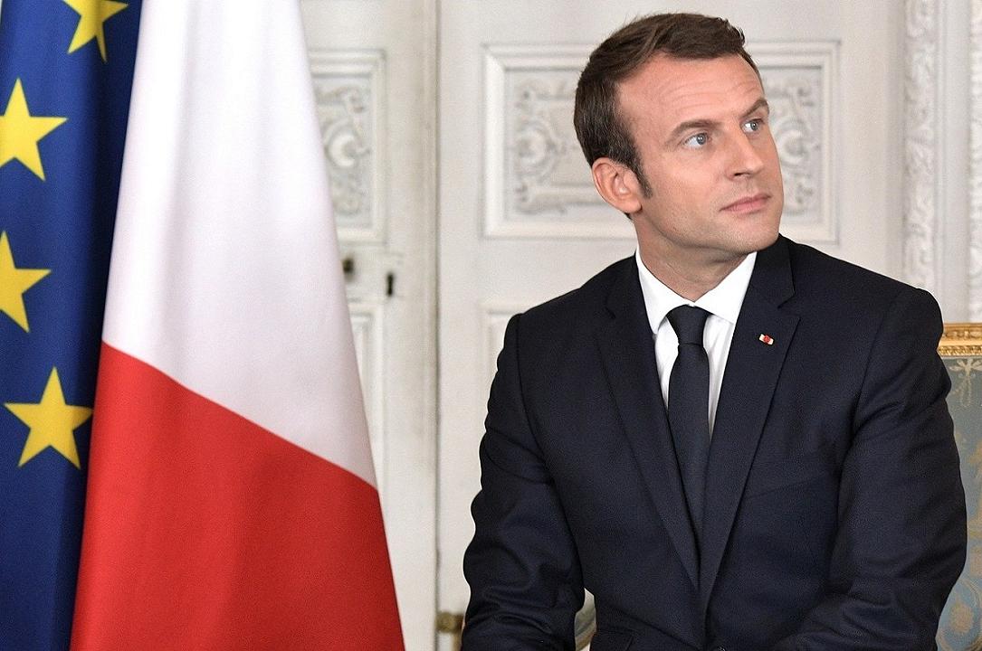Emmanuel Macron agli universitari francesi: pasti a un euro per tutti
