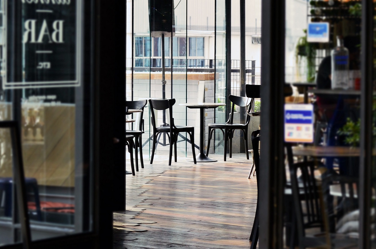bar