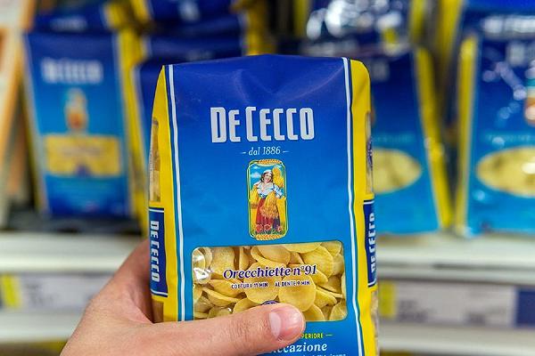 Pasta: De Cecco accusata di frode in commercio, avrebbe mentito sui grani utilizzati