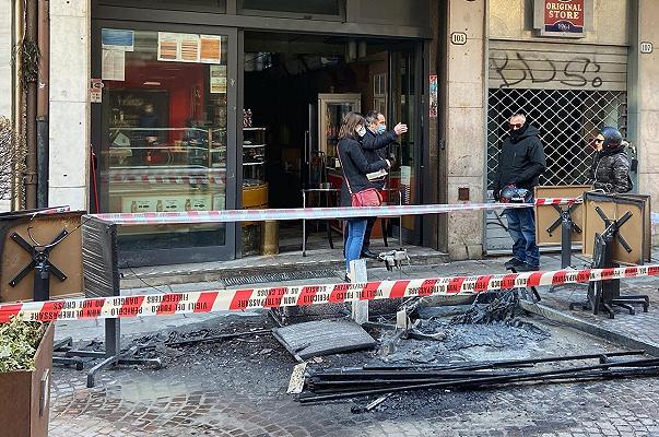 Padova, in fiamme tre bar storici del centro: l’incendio è doloso