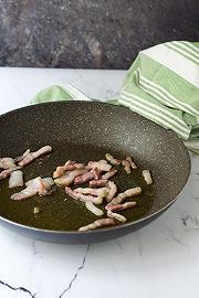 Fate soffriggere la pancetta