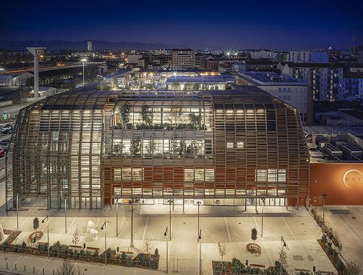Com’è Green Pea, il nuovo centro commerciale della sostenibilità a Torino