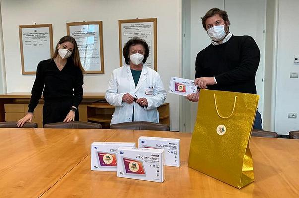 Bari, ristorante etnico dona tablet ai reparti Covid del Policlinico