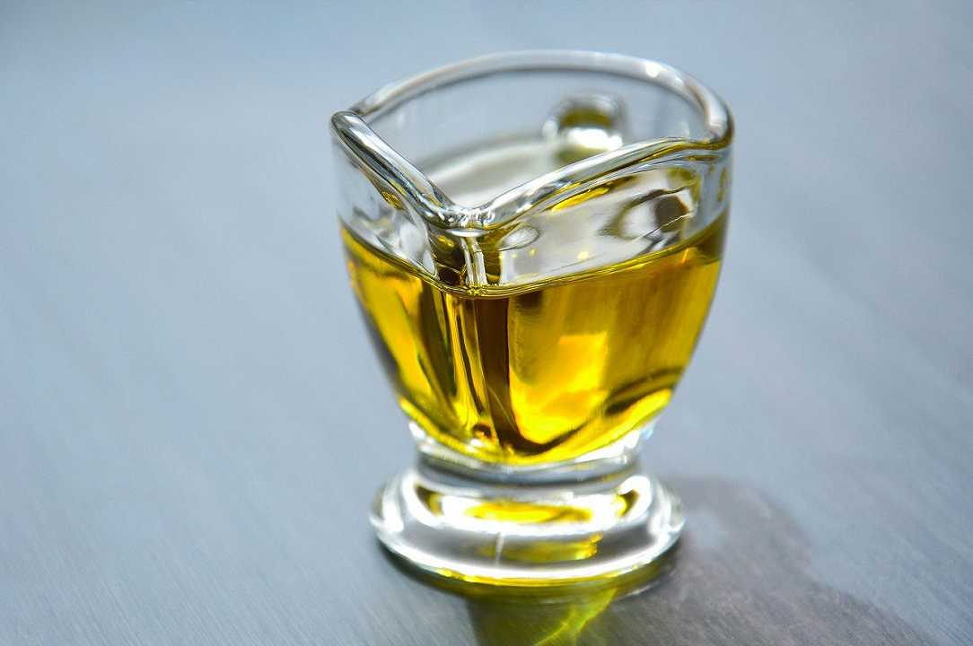Olio d’oliva extravergine irregolare: sequestrati più di 2 milioni di litri in tutta Italia