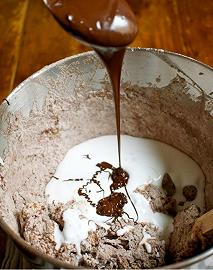 Unite il cioccolato fuso