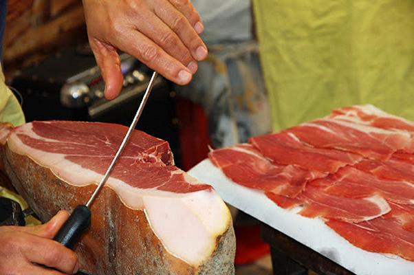 Prosciutto San Daniele, produzione a 2,8 milioni di unità l’anno per il triennio 2021/2023