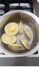 Cuocete i ravioli