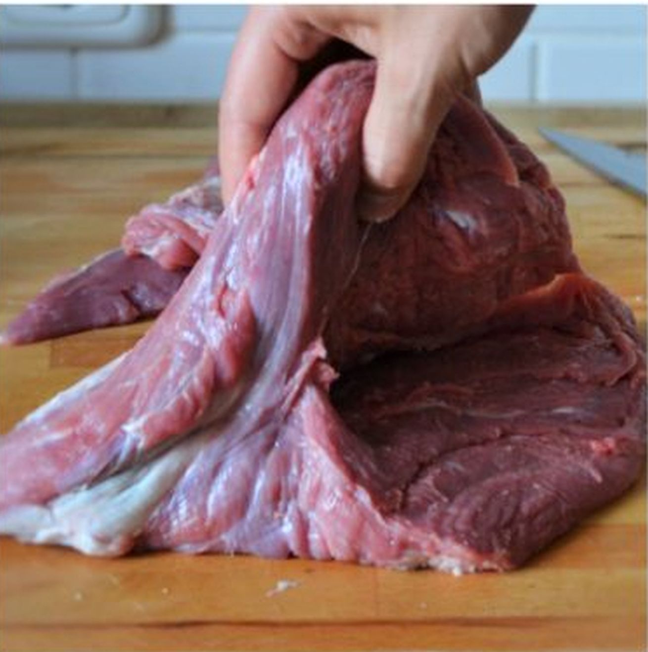 spalla di vitello ripiena carne tagliata